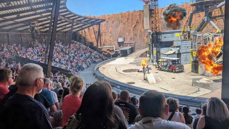 csm_FPB_Vulkan_Stuntshow_Totale-bearbeitet_841586383f